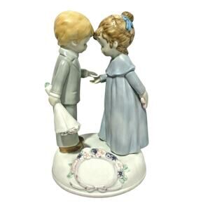 ENESCO Kinka Raecath 1989 Happy Couple Figurine Love Wedding Anniversary Gift